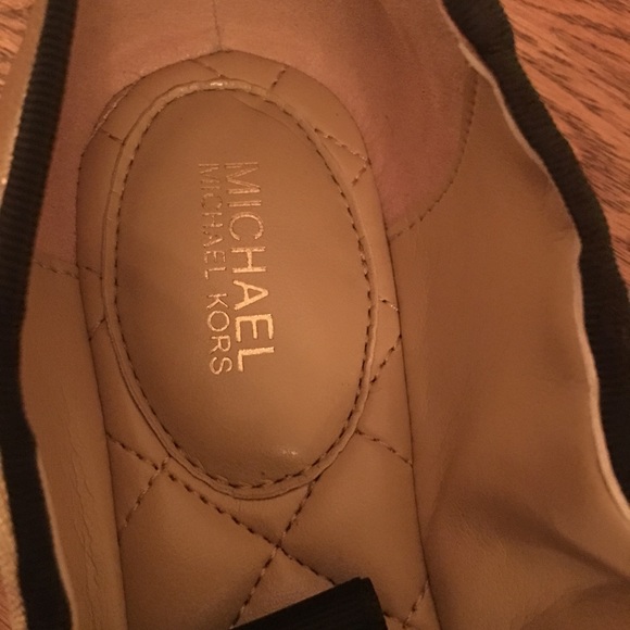 LAST PAIR! Michael Kors Myles Ballet Flat - Picture 5 of 8